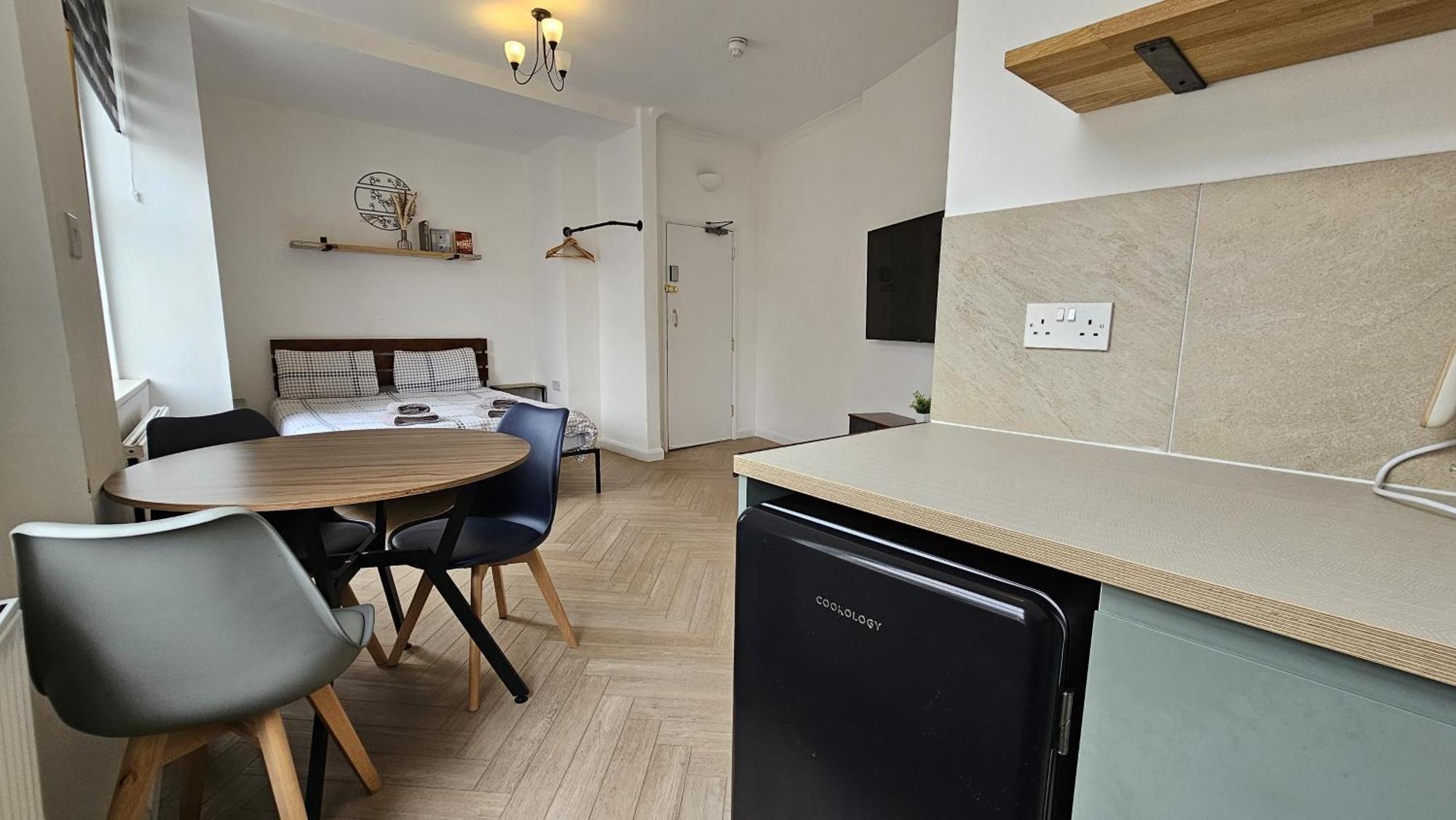 Newly Renovated Studios & Ensuite Rooms! - Camberwell London Exterior foto