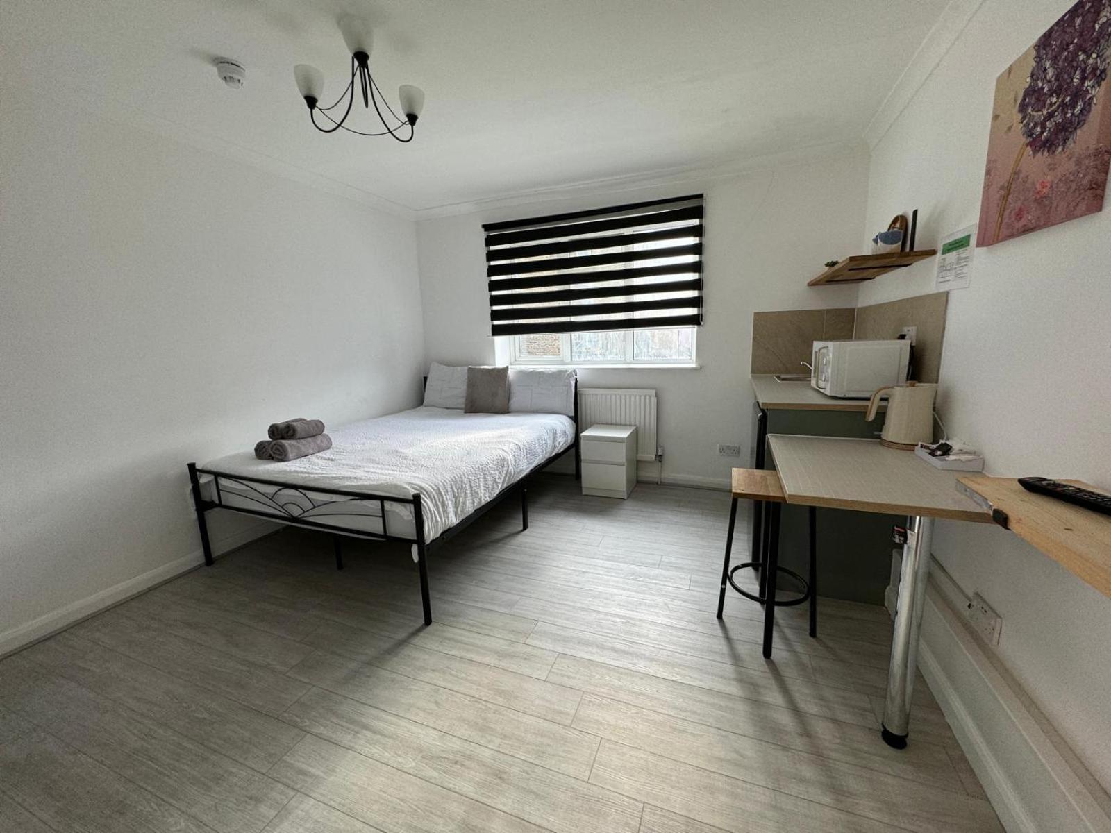 Newly Renovated Studios & Ensuite Rooms! - Camberwell London Exterior foto