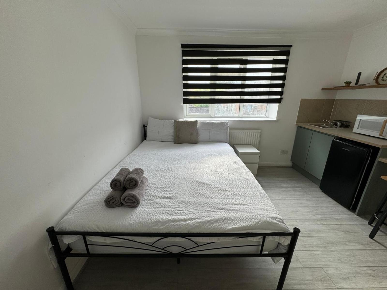 Newly Renovated Studios & Ensuite Rooms! - Camberwell London Exterior foto